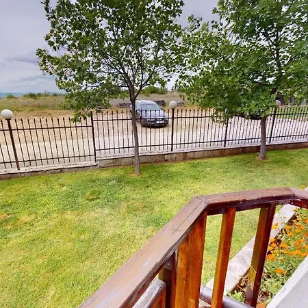 Imperial Heights Villas *