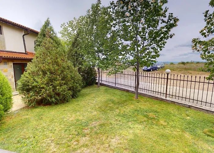 Imperial Heights Villas Sunny Beach