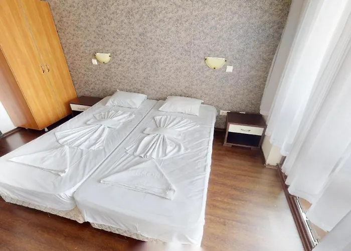 Imperial Heights Villas Sunny Beach