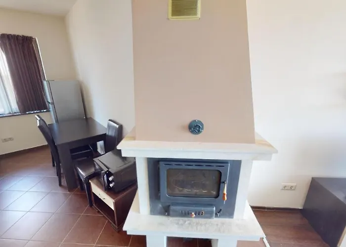 Imperial Heights Villas *