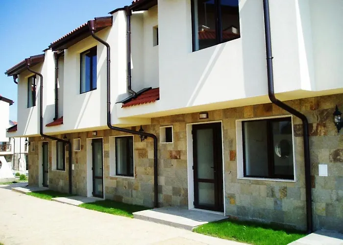 Imperial Heights Villas Sunny Beach