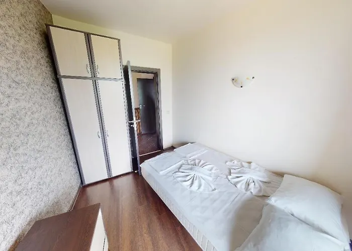 Imperial Heights Villas Βίλα Σάνι Μπιτς