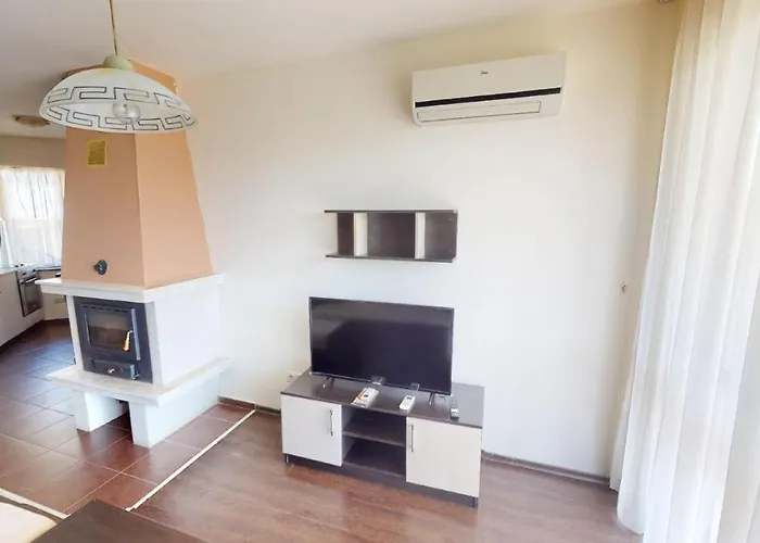 Βίλα Imperial Heights Villas