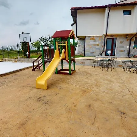 Imperial Heights Villas * 써니비치