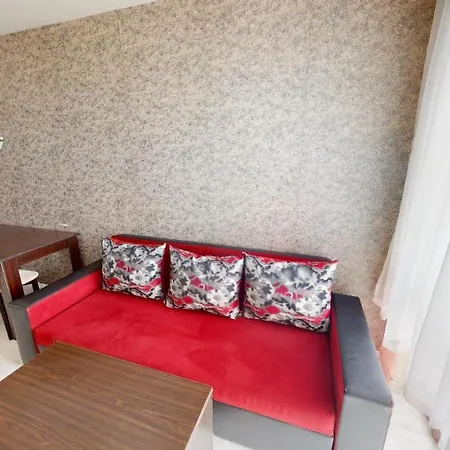 빌라 Imperial Heights Villas *