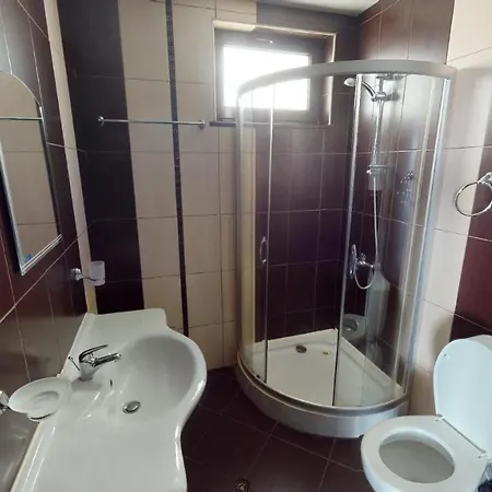 Imperial Heights Villas 써니비치