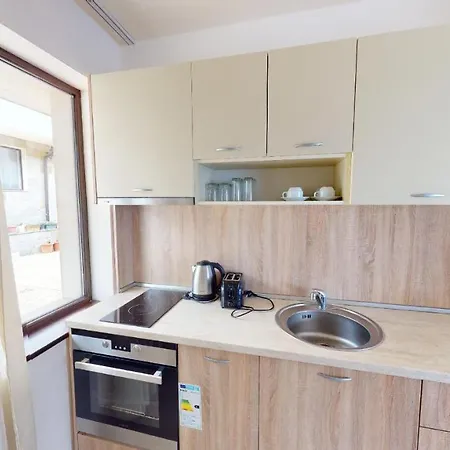 Imperial Heights Villas 써니비치