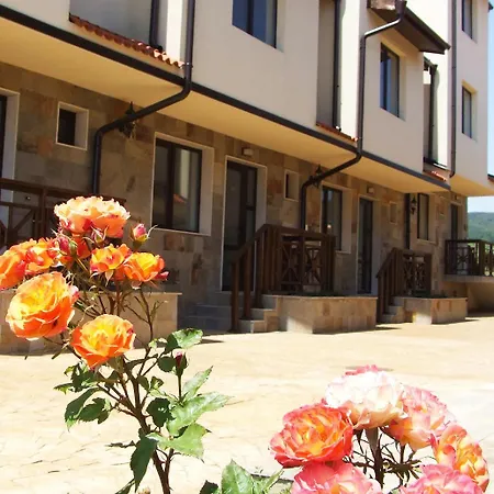 Imperial Heights Villas * 써니비치