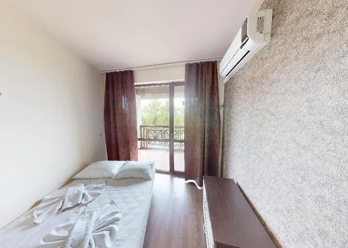 Βίλα Imperial Heights Villas *