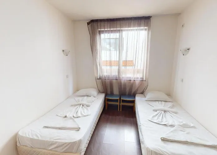 Imperial Heights Villas * Σάνι Μπιτς