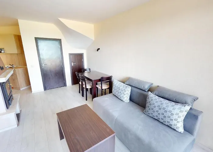 Βίλα Imperial Heights Villas *