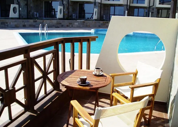 Imperial Heights Villas Βίλα